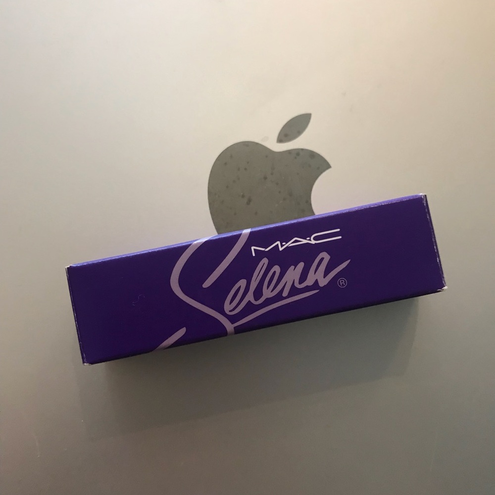 MAC Selena Dreaming Of You Lipstick *LIMITED*